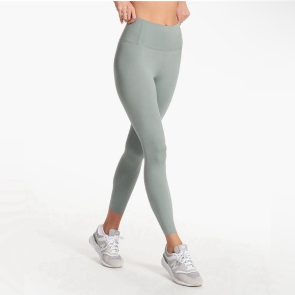 Vuori Fern Evolve Leggings Size XS - Picture 2 of 11
